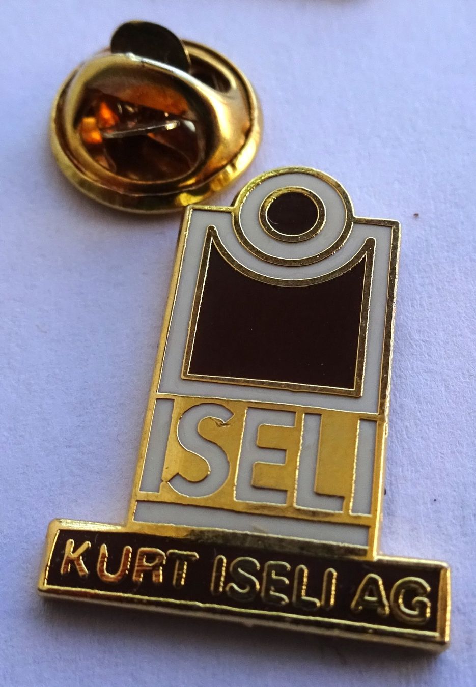 Plaquettes & Badges: Pin KURT ISELI AG   S E L – D'occasion à Utzenstorf par BUtter81