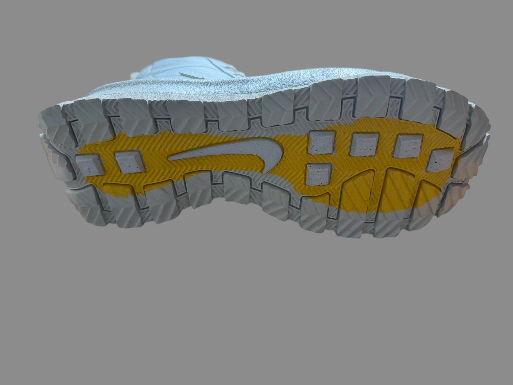 Nike Herrenschuhe: Bottes Nike blanches neuves taille 40 – Neu (gemäss Beschreibung) aus Plan-les-Ouates von ste_fk5k 4