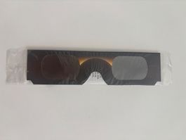 Brille Sonnenfinsternis, ISO