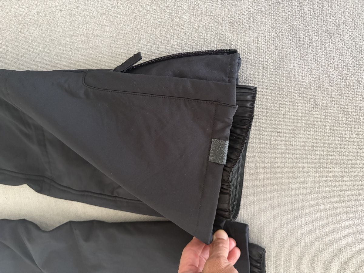 Roxy Skis: Roxy Snowboard Pants Black Size M – D'occasion à Wil SG par chi_s8dj 5