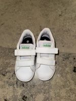 Adidas Sneaker, Grösse 25, weiss, für kleine Entdecker!