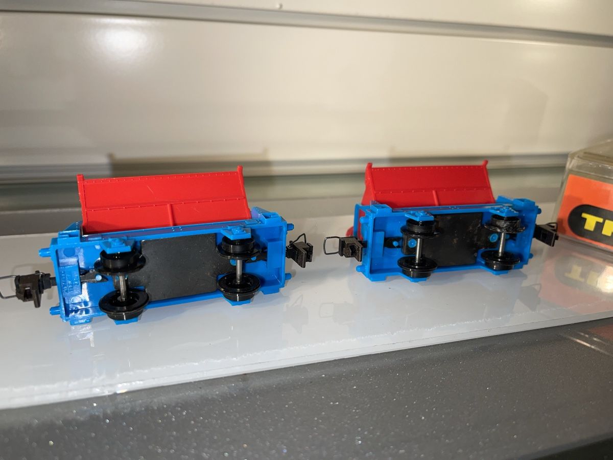 Trix Modelleisenbahnen: TRIX Kipploren-Wagen Güterwagen Total 2 stk. – Neu (gemäss Beschreibung) aus Siebnen von speedy63 4