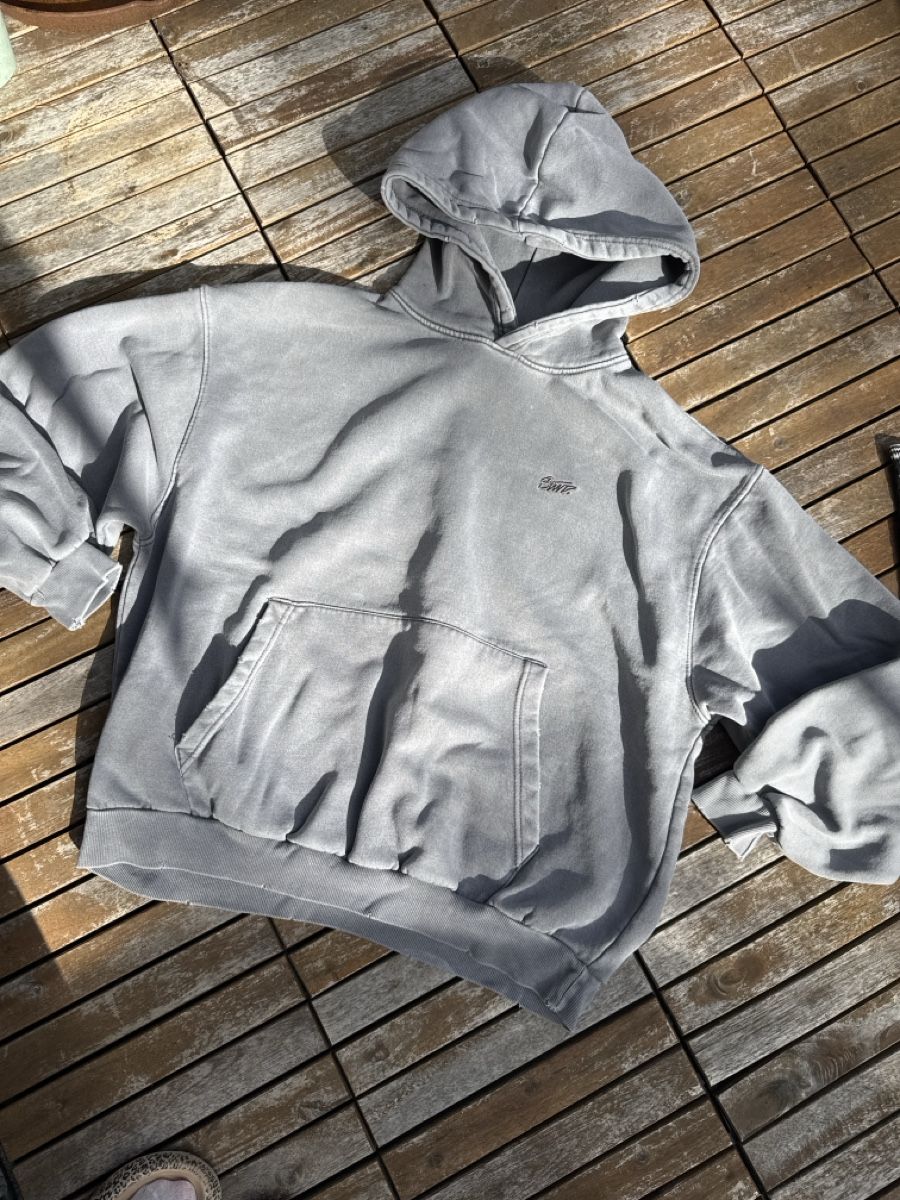 Pull&Bear Maglioni & Felpe: Pull&Bear Kapuzenpullover grau Grösse L  – Usato da Oberdorf NW venduto da Voci