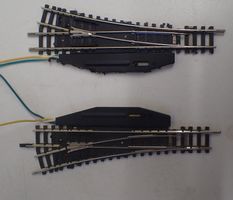 Minitrix N - Paar Weichen Art. 14398 & 14399 motorisiert