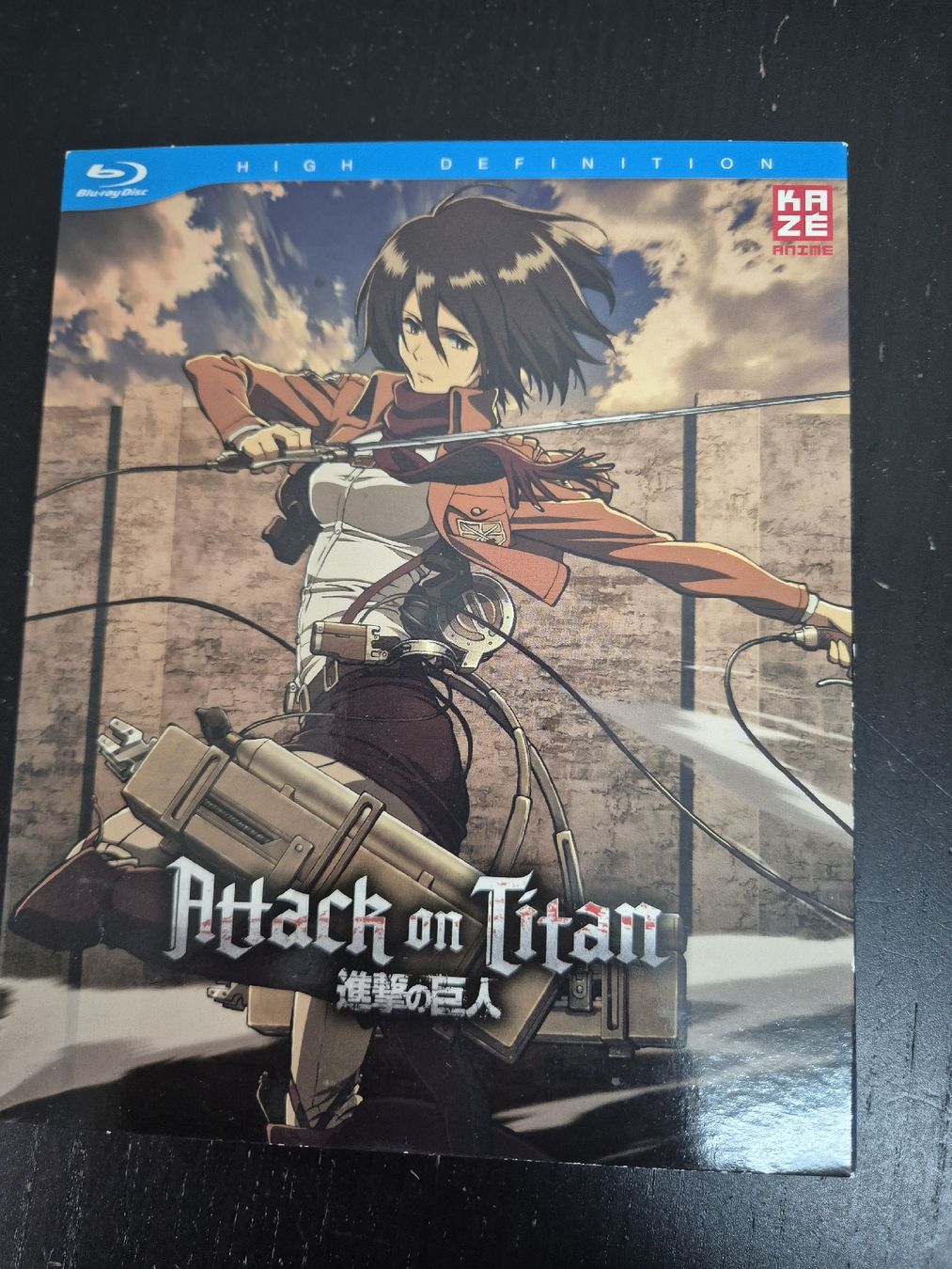 Tutti i DVDs: Attack on Titan Blu-ray Box #08-13 – Usato da Wald ZH venduto da _Hotarubi_