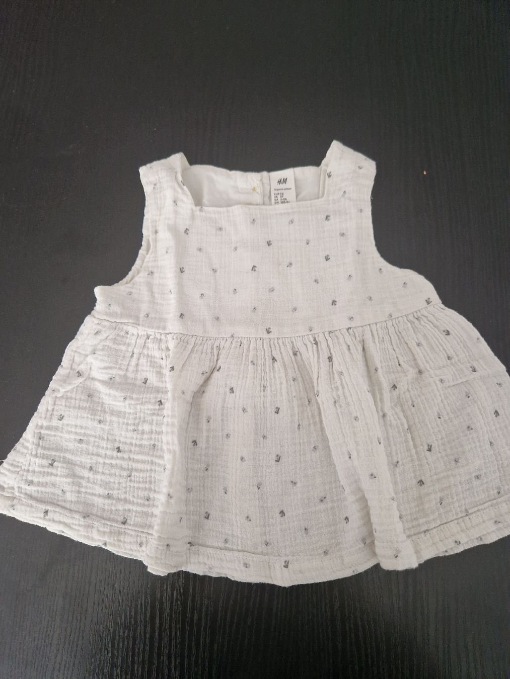 Lotti & Set di vestiti: Kinder Oberteile Set Grösse 98/104 – Usato da Hornussen venduto da Rysrys 1