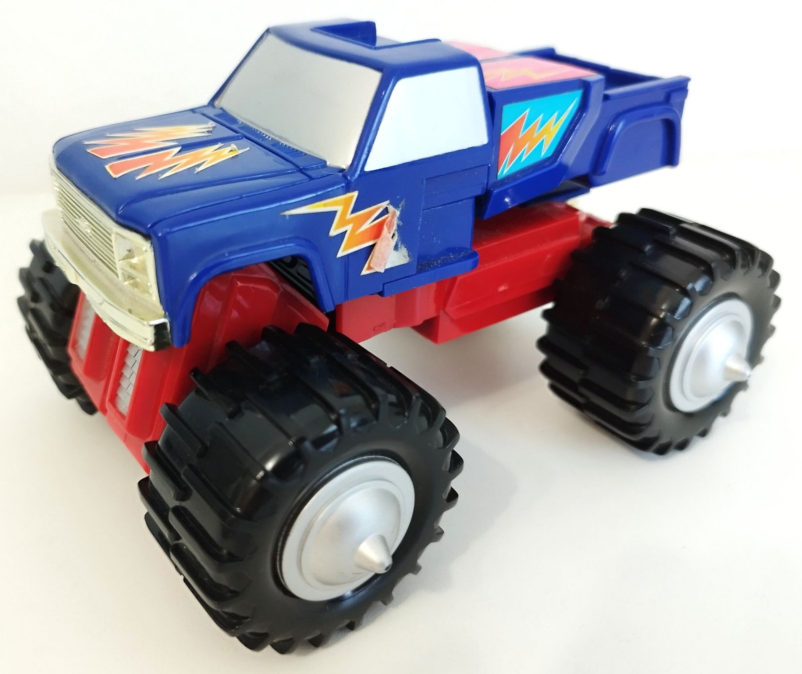 Giocattoli: Vintage Monster-Truck Transformationsroboter mit 2 Waffen – Usato da Uster venduto da Caicedo89 7