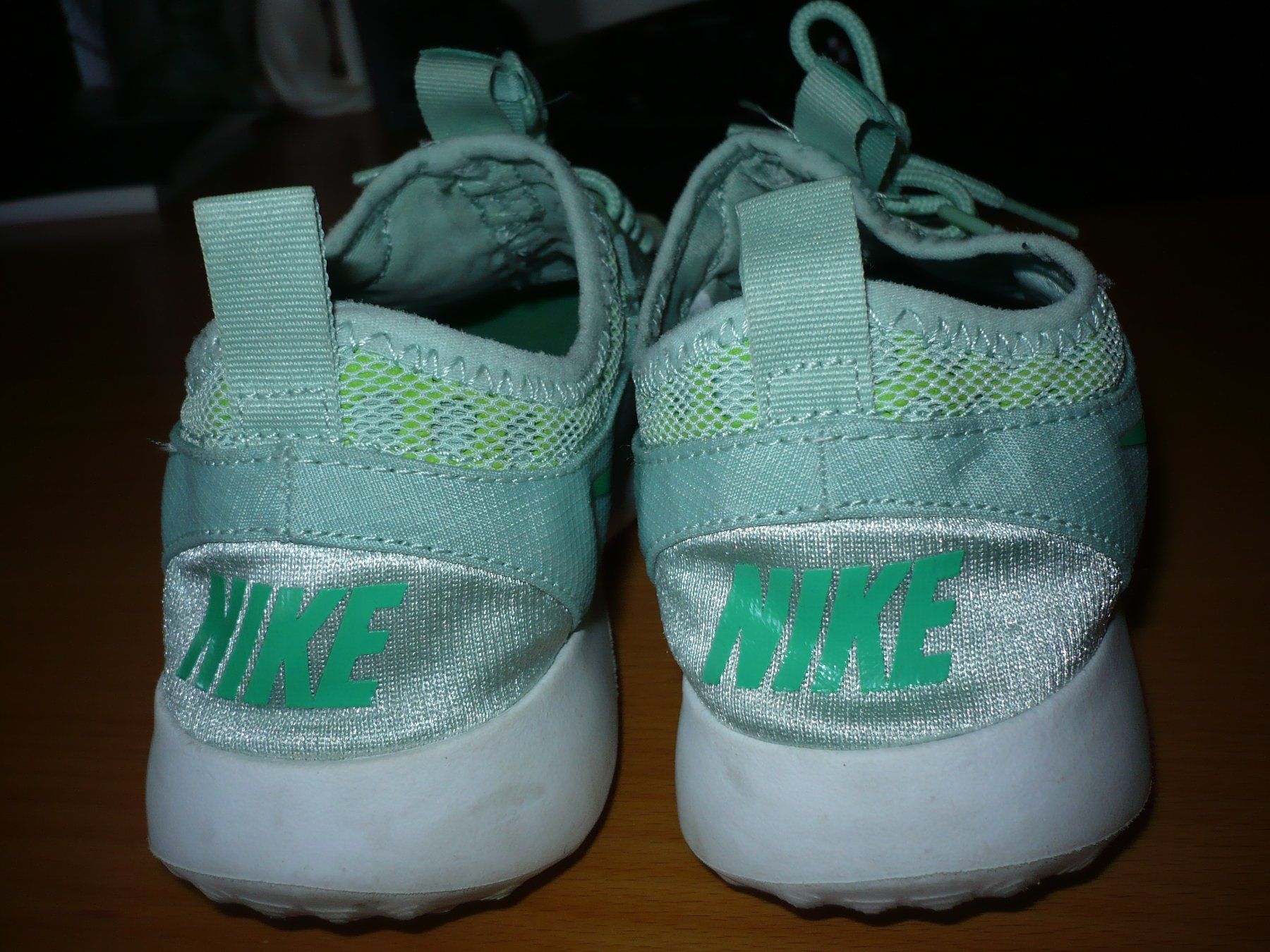 Nike Scarpe da donna: NIKE ROSHE ONE Grösse 38,5 – Usato da Merzligen venduto da Marthe22 3