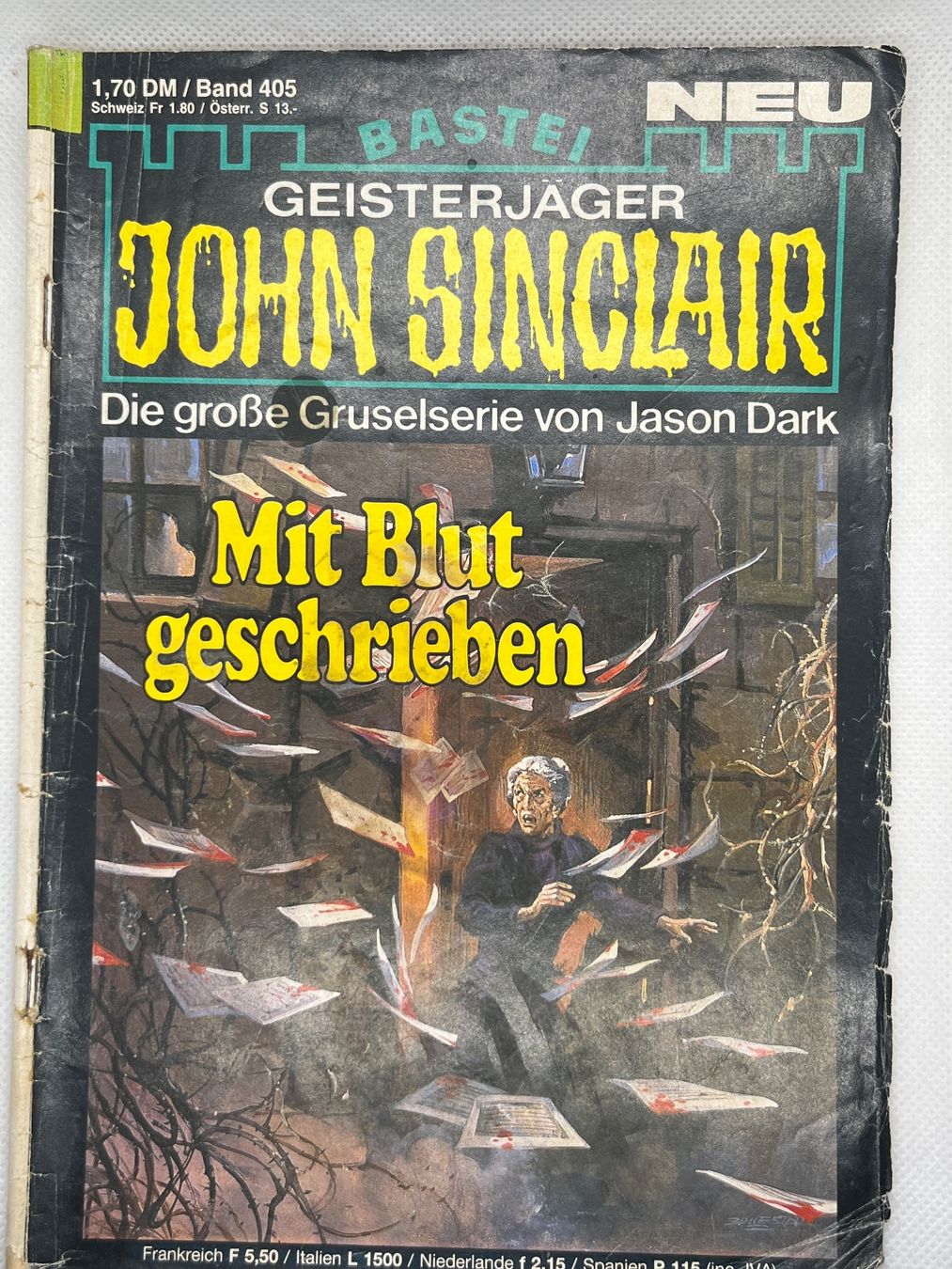 Libri: John Sinclair Band 405 - Mit Blut geschrieben, 1. Auflage – Usato da Hinterkappelen venduto da Kim1992