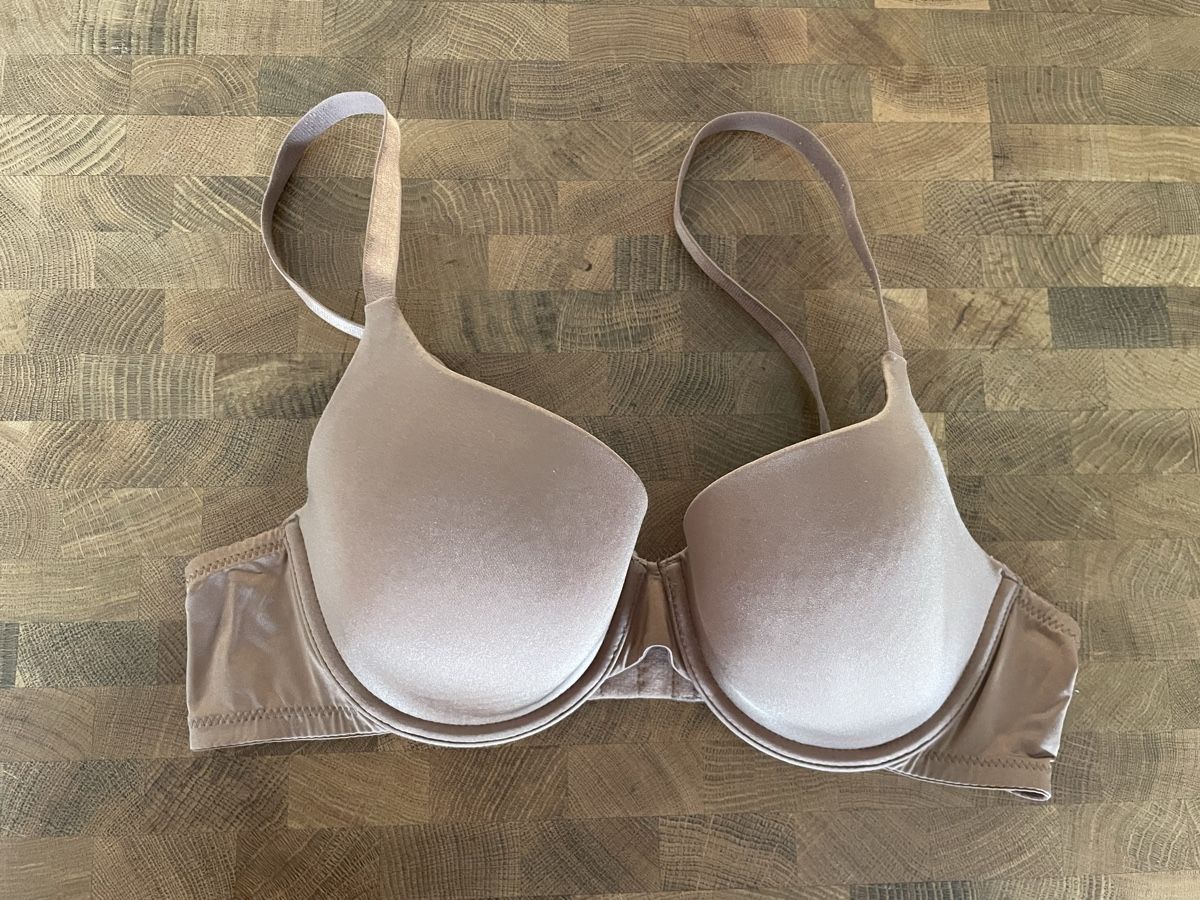H&M Sonstige Unterwäsche: dunkle Hautfarbe BH mit Bügel, 85B – Gebraucht aus Bern von AnnaS13