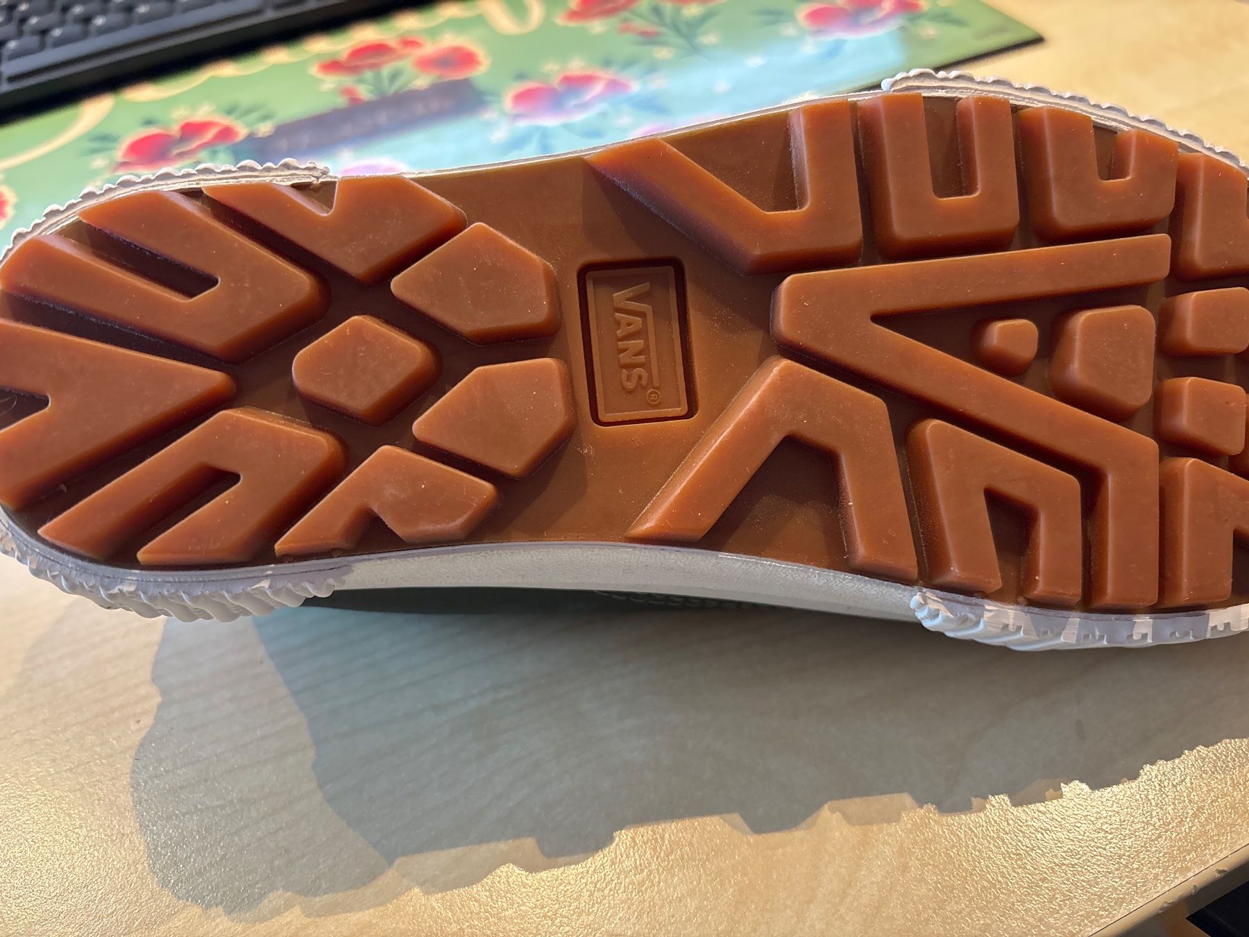 Vans Scarpe da donna: Vans shoes US size 7 EU 37 – Nuovo e nell'imballaggio originale da Zürich venduto da rachdied 1