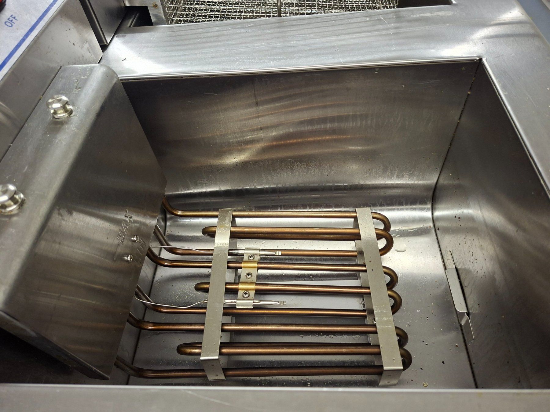 Küchengeräte: Gastro Doppelfritteuse 2 x 16 Liter – Gebraucht aus Freienstein von Inrost 2