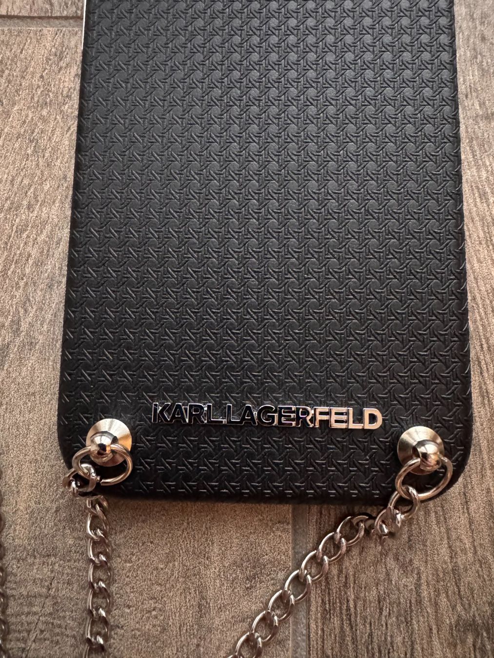 Karl Lagerfeld Cover & Protezioni schermo: Handyhülle Karl Lagerfeld iPhone 13 pro max – Nuovo (secondo la descrizione) da Weinfelden venduto da Jana_JJ 3