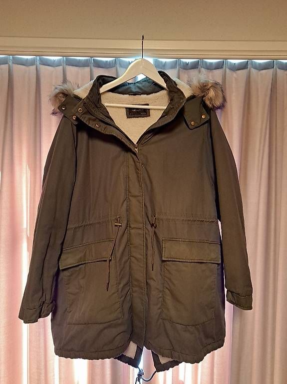 Giacche: Winterjacke Parka Marcs & Spencer Grösse 52 – Usato da Triesen venduto da Snowball82