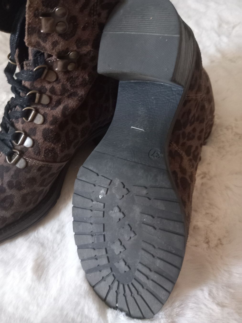 Damenschuhe: Tolle Leo-Stiefeletten von MAX, Gr. 37 – Gebraucht aus Wanzwil von lonelybeachhouse 2