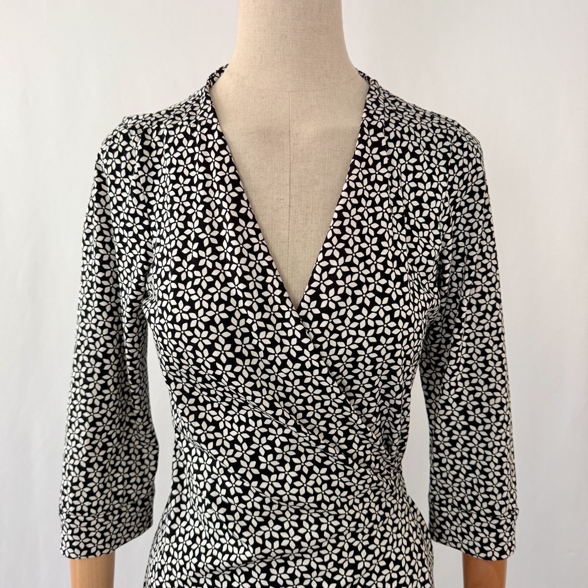 Diane von Furstenberg Kleider: DIANE VON FURSTENBERG Dress – Neu (gemäss Beschreibung) aus Freienbach von Avviivva_Shop 1