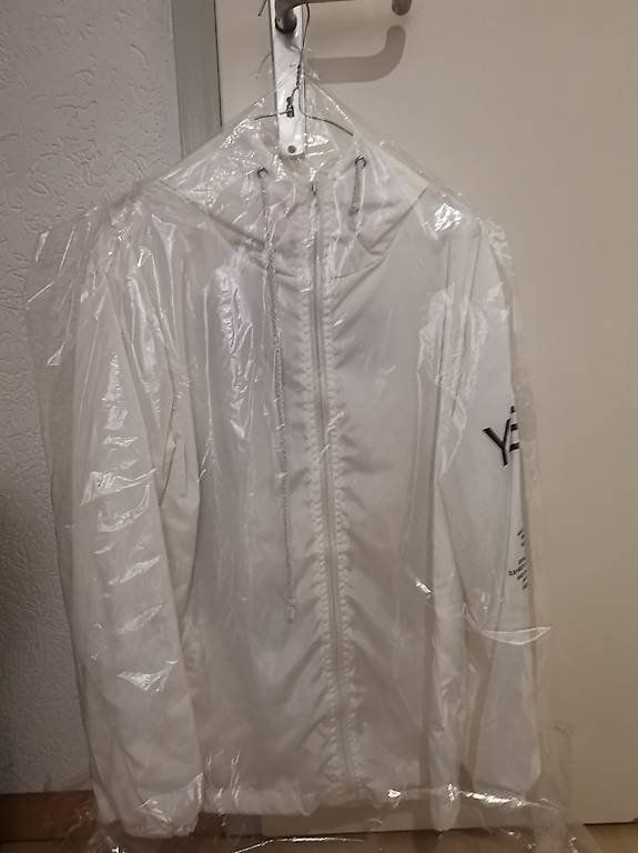 Giacche: Yeezus Tour Jacket, Gr. M, Oversize, NEU – Nuovo (secondo la descrizione) da Winterthur venduto da lor_5vlb 1
