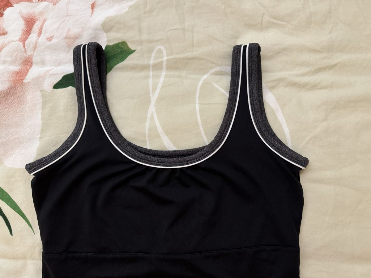 Tchibo Tops: Sport Top schwarz – Neu (gemäss Beschreibung) aus Zürich von ThaliaL 1