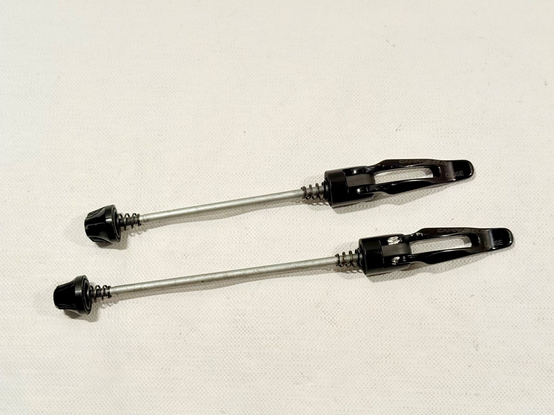Campagnolo Pezzi di ricambio: Campagnolo Schnellspanner Set 113 Gramm / 2606 – Usato da Luzern venduto da bikeandbeltcom