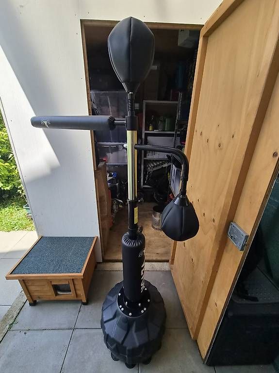 Vélos d'appartement: Vendo Boxe Reflex Trainer – D'occasion à Muzzano par Alan_p011