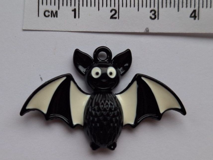 Ciondoli: Cooler Fledermaus Anhänger – Usato da Zürich venduto da t24_de