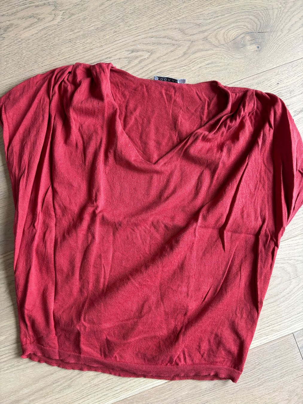 Kookai Pullover & Sweatshirts: Joli pull Kookai rouge corail, taille 2 - Parfait pour... – Gebraucht aus Genève von bha_jcf5
