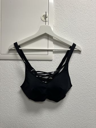 Sehr schöner schwarzer Sport-BH