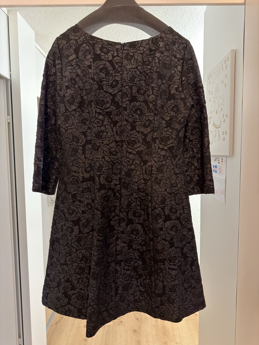 Marc Cain Kleider: Schwarzes Marc Cain Kleid – Gebraucht aus Wiesendangen von ram_kdj5 4
