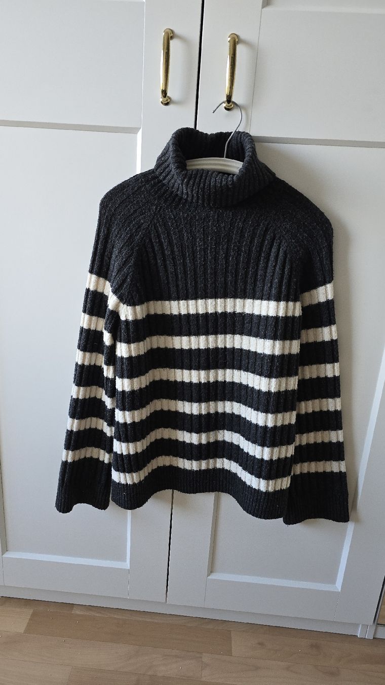H&M Maglioni & Felpe: 3 schöne gesteifte Strickpullover Grösse S/XS – Usato da Buchberg venduto da MaddieF 2