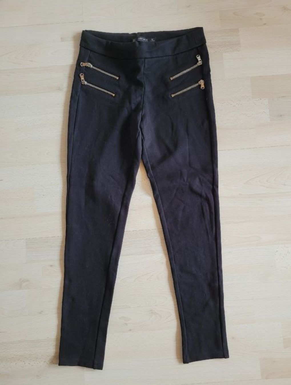 Hosen: Hose Zara gr. M – Gebraucht aus Inwil von Flower2325