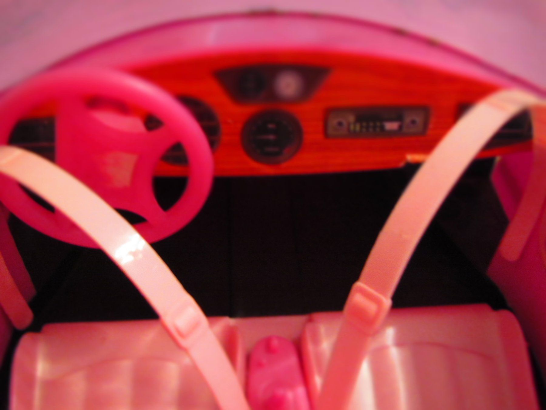 Spielzeuge: VOITURE BARBIE VINTAGE 2001 – Gebraucht aus Murten von Selliot 5