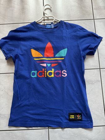 Adidas T-Shirt Gr. M blau mit coolem Logo