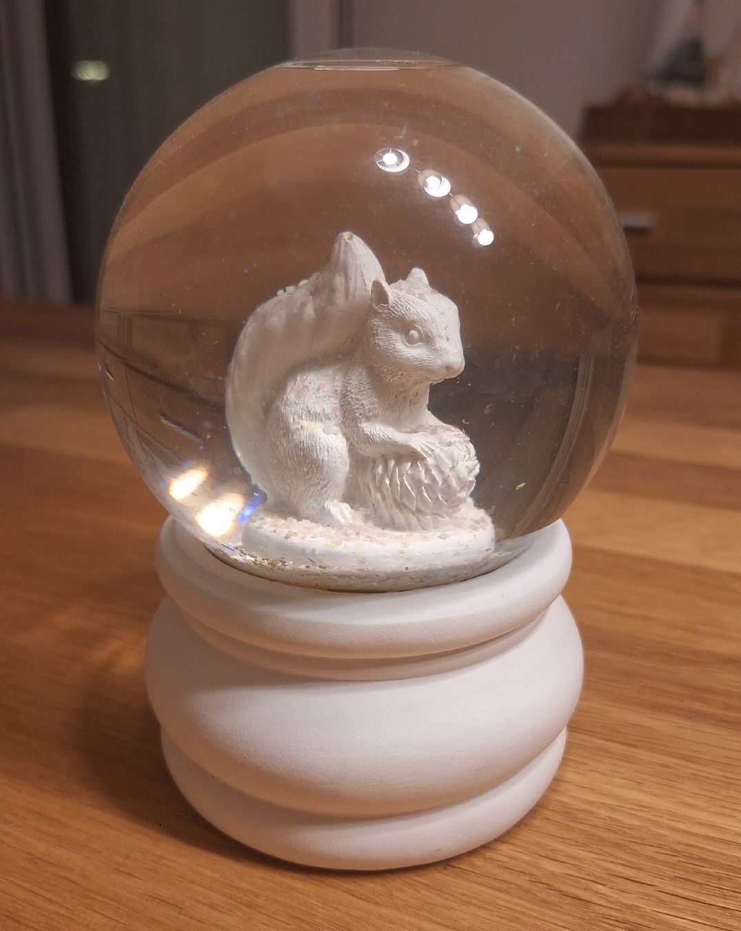 Tutte le decorazioni: Schneekugel mit Eichhörnchen – Usato da Luzern venduto da thomarco 1