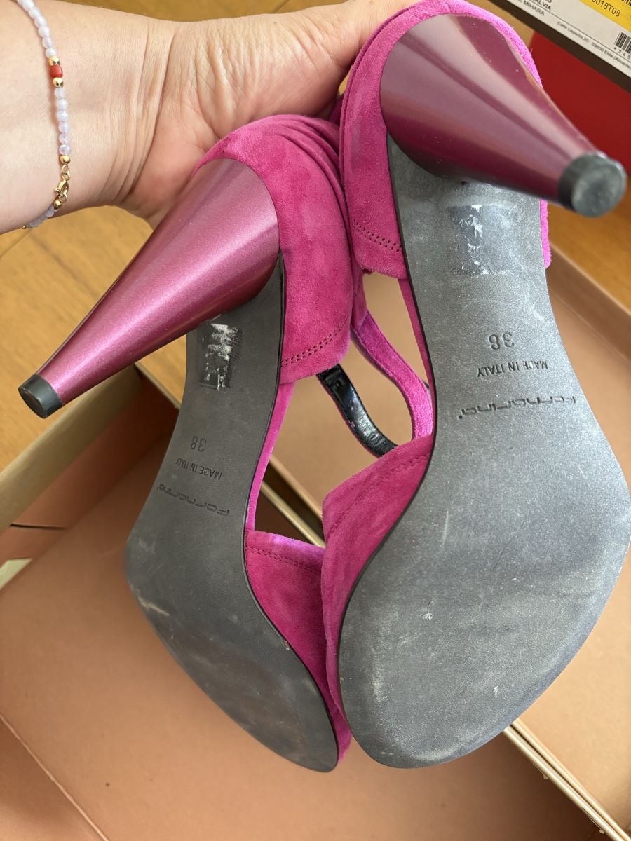 Scarpe da donna: Pink Highheels Fornarimna – Usato da Zürich venduto da honro 2