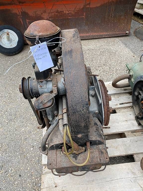 Motori: Moteur de bus vw 1954 – Usato da Les Vieux-Prés venduto da PX132 4