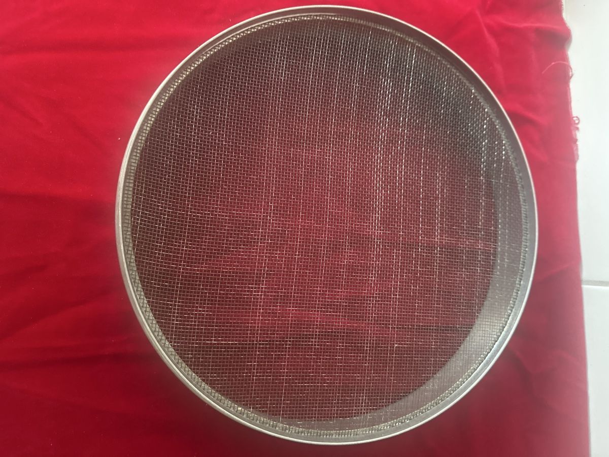 Sigg Küchengeräte: Sieb Dörrex Metall Sieb Durchmesser ca. 30cm SIGG – Gebraucht aus Zürich von Chaeffeler 3