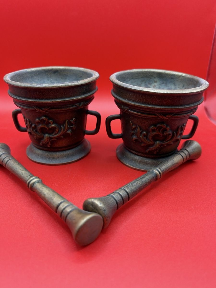 Altro per cucinare: 2 antike Mörser Bronze Schweiz Wappen – Usato da Root venduto da 156500 1