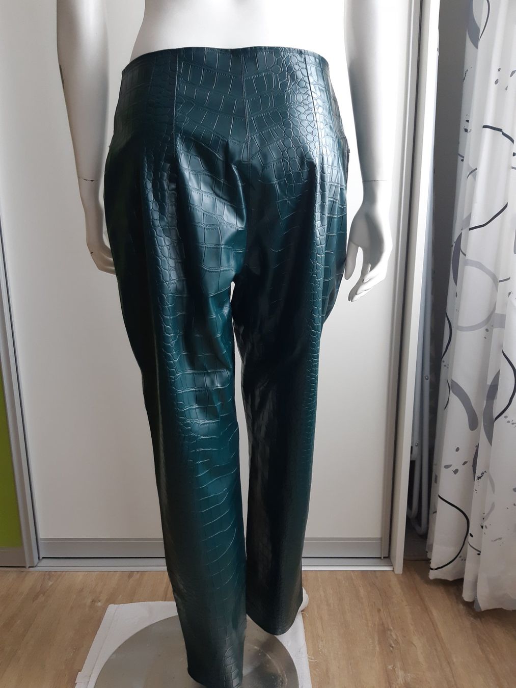 Twinset Pantalons: Hose Gr. 48 von Twinset – Neuf (Voir description) à Thierachern par Shila99 2