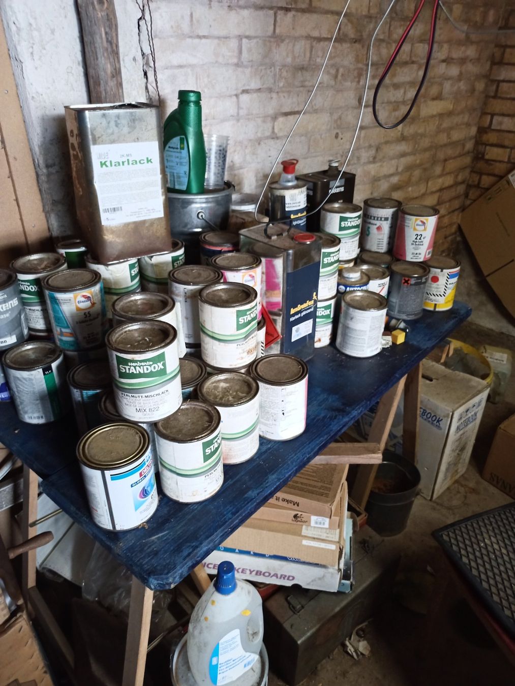Peintures: Autolack Restposten ab lager – D'occasion à wila par audi48 6
