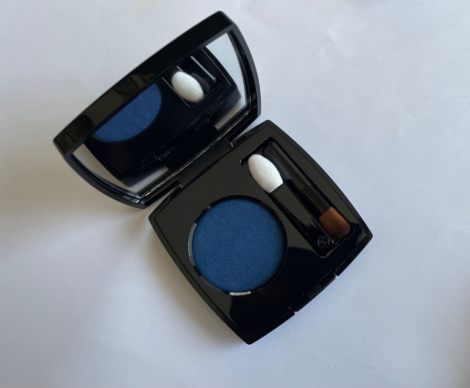Chanel Make-up: Chanel Lidschatten NEU! NP. 53.- – Nuovo (secondo la descrizione) da Rüfenacht BE venduto da Milena_1 7