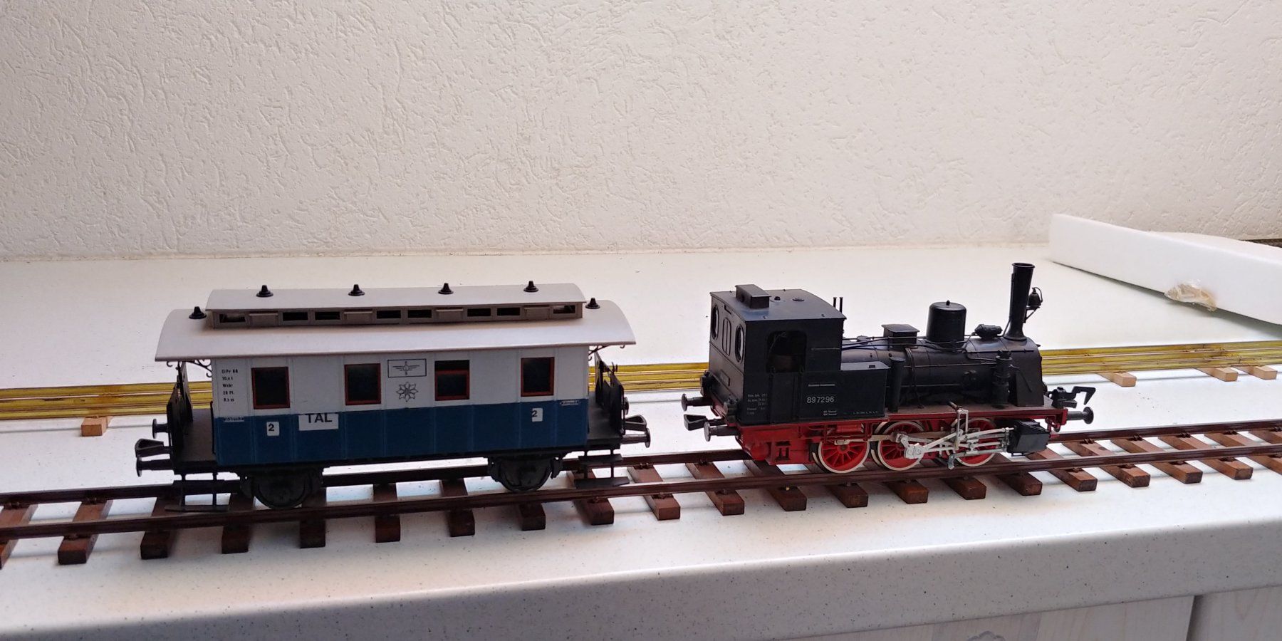 Modellini di ferrovie: POLA-Maxi Dampflok  mit Wagen 0 – Usato da Waltenschwil venduto da Ardnas007 1