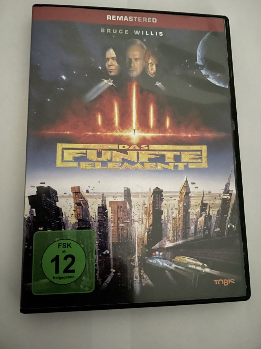 Tutti i DVDs: Das Fünfte Element – Usato da Winterthur venduto da Cobraforce
