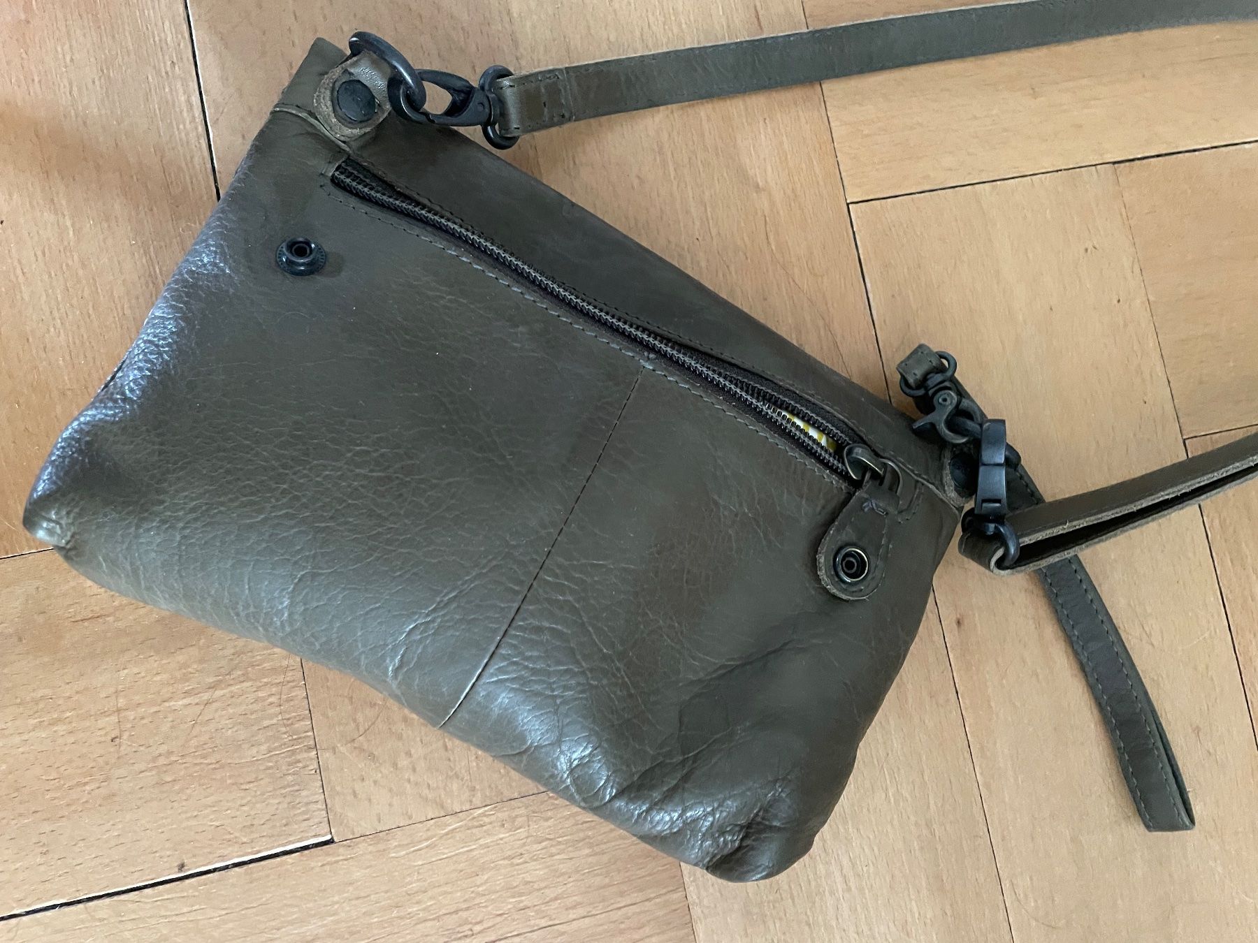 Aunts & Uncles Taschen für Damen: Handtasche Aunts&uncles – Gebraucht aus Arbon von Meret2 2