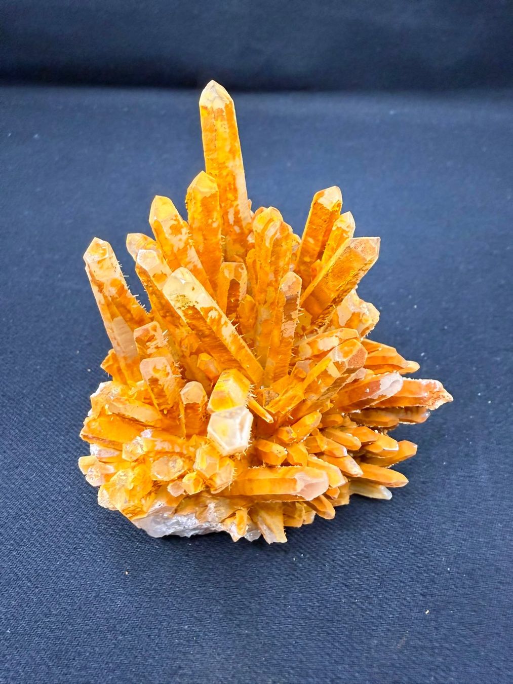 Minéraux & Lithothérapie: Quarz mit Limmonit Überzug – D'occasion à Schinznach Bad par Demerald 8