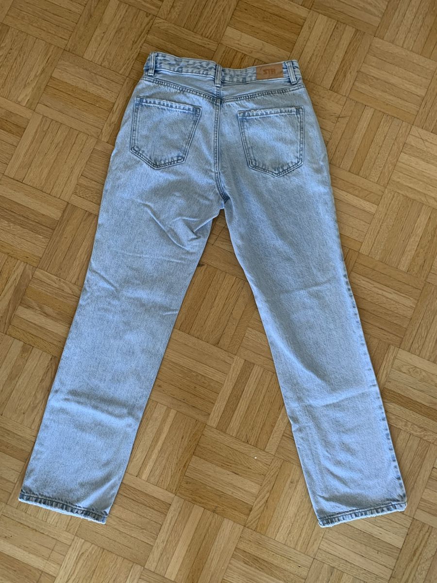 Stradivarius Jeans: 2 Jeans von STRADIVARIUS Gr. 38 – Usato da Jona venduto da Siestaaa 4