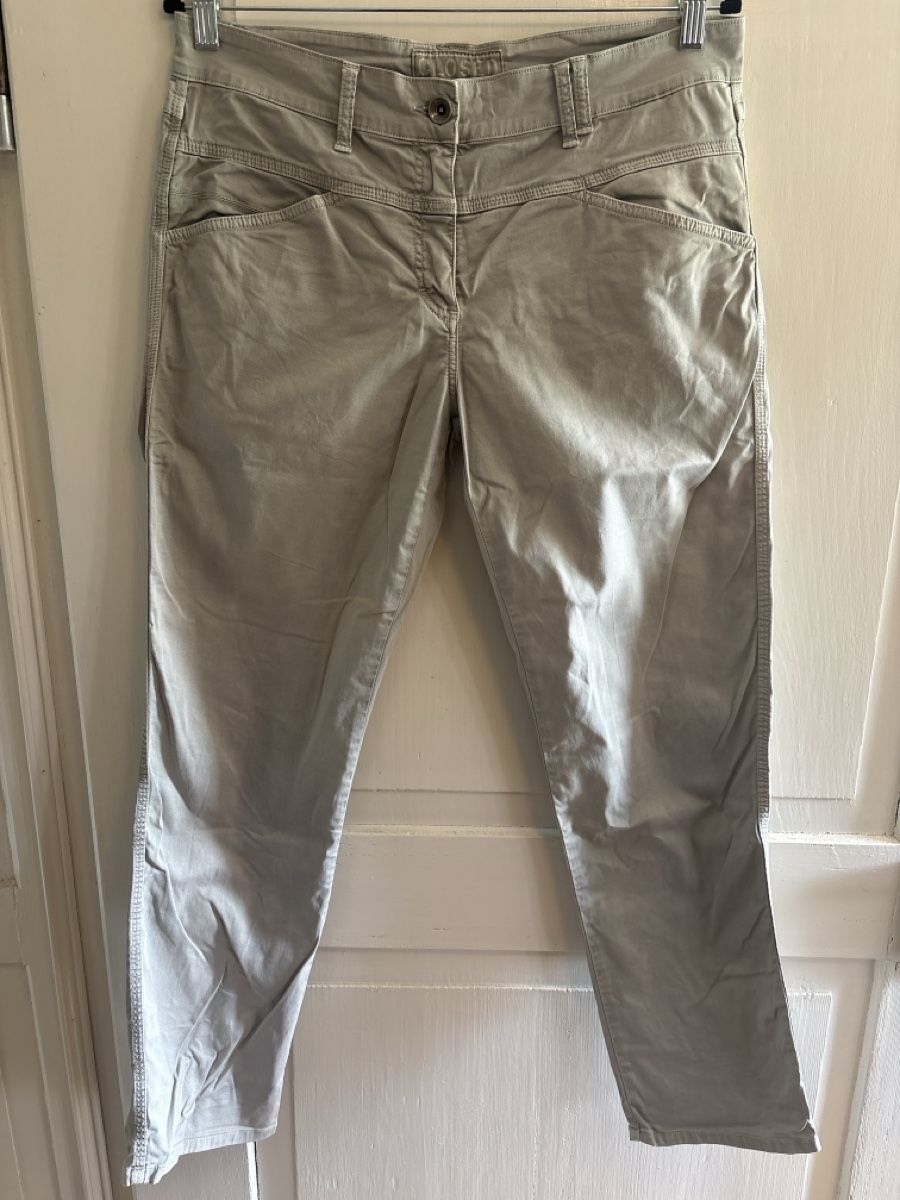 Closed Pantaloni: Damen Hose beige Grösse 42 von CLOSED – Usato da Affoltern am Albis venduto da Cmara
