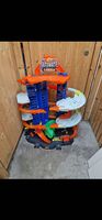 Circuit HotWheels dinosaure 