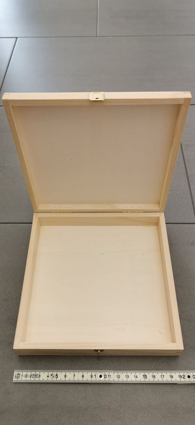 Cassapanche: Holz Aufbewahrungsbox – Usato da Zürich venduto da Bluemex 1
