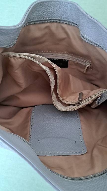 Borse da donna: Damen-Handtasche echtes Leder, hellgrau – Usato da Uetikon am See venduto da graziella82 1