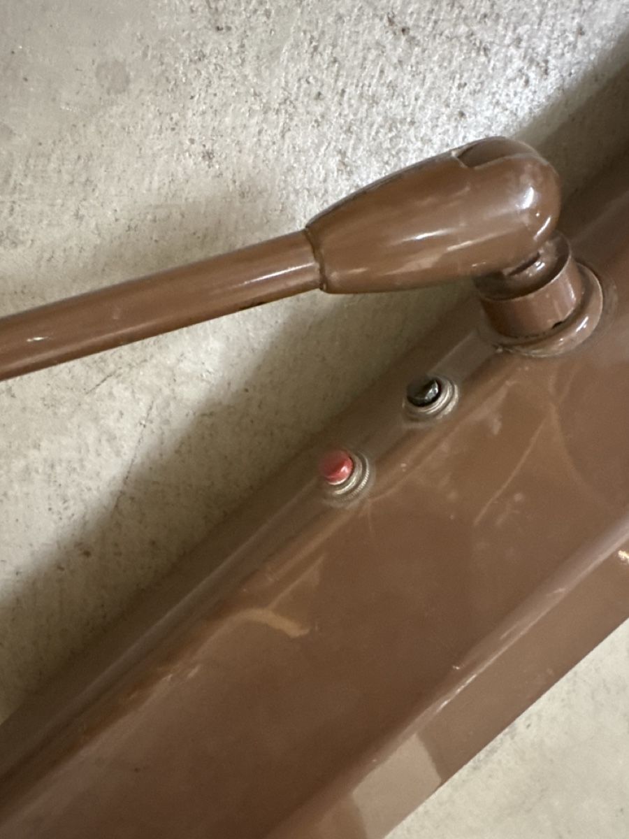 Lampade: Braune mit 2 Leuchtstoffröhren, Vintag – Usato da Basel venduto da par_88bb 5